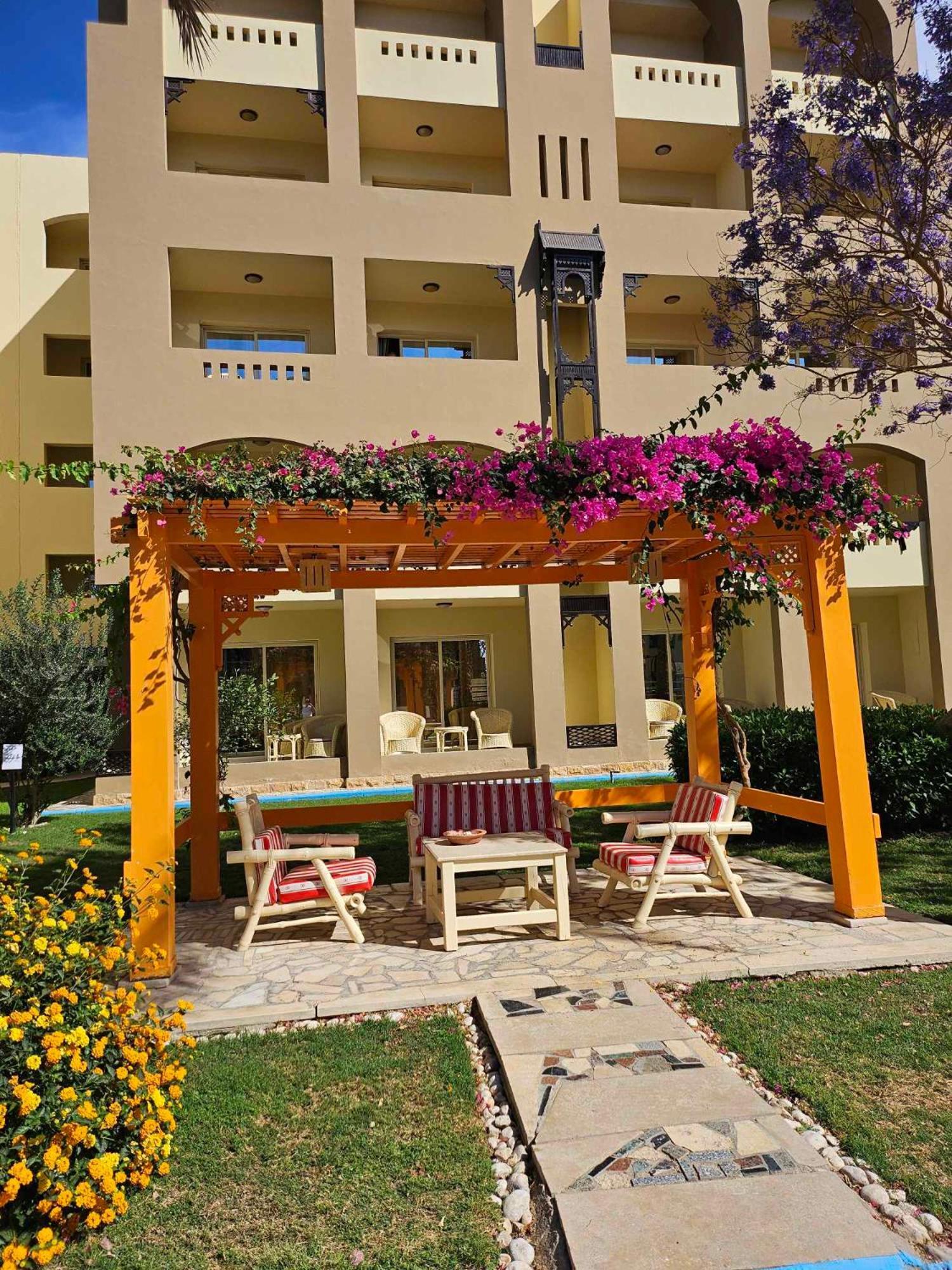 Comfortable Studio In Hotel Karma With Private Beach And Pools Family Only Or Female Hurghada Buitenkant foto